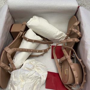 Valentino garavani sandals